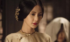 《拆弹专家2》单日票房807 《送你一朵小红花》超10亿 《缉魂》点映成绩亮眼 2021-01-11 1月10日，全国院线总票房报收1.30亿。